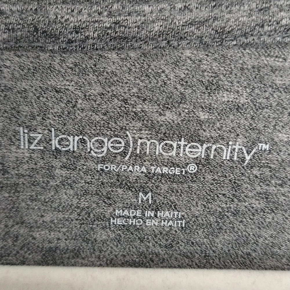 🍓 3/$30 Liz Lange Maternity Gray V-Neck T-Shirt - Picture 5 of 6